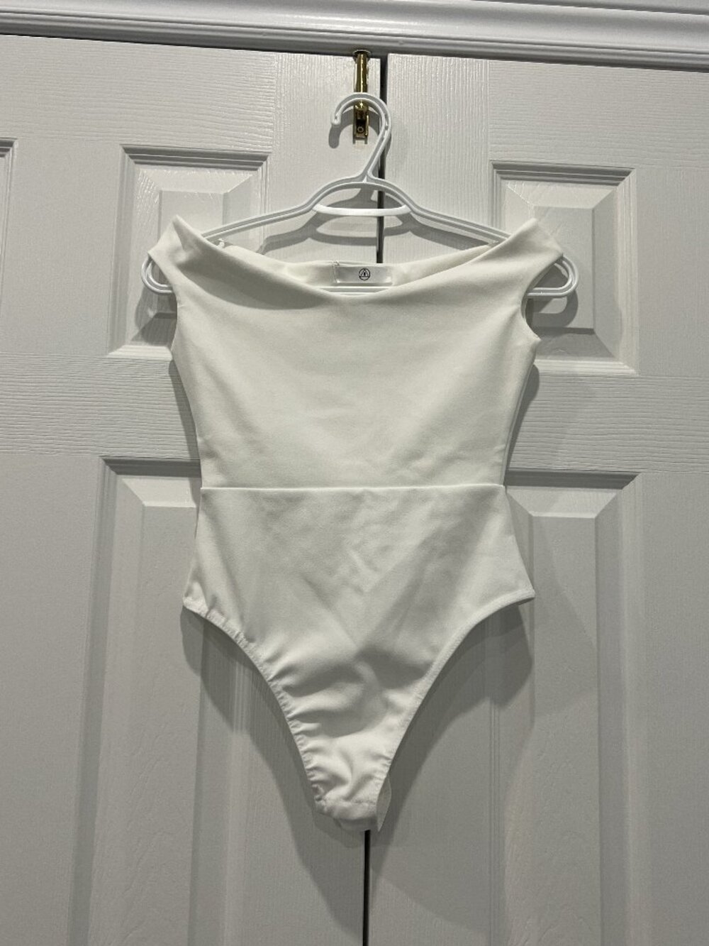 Missguided White Bardot Crepe Bodysuit Size 0
